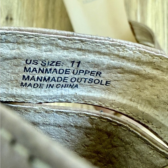 Volatile Women's Mayfield Wedge Sandals Size 11 LNC - Picture 5 of 5